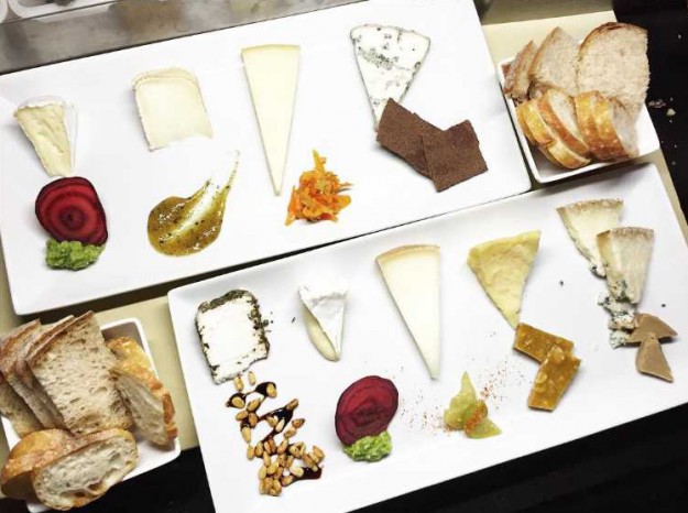 Casellula cheese plate - credit @casellula