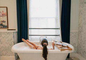 Winter Holiday - @kimptoncharlottesquare - Pixlee